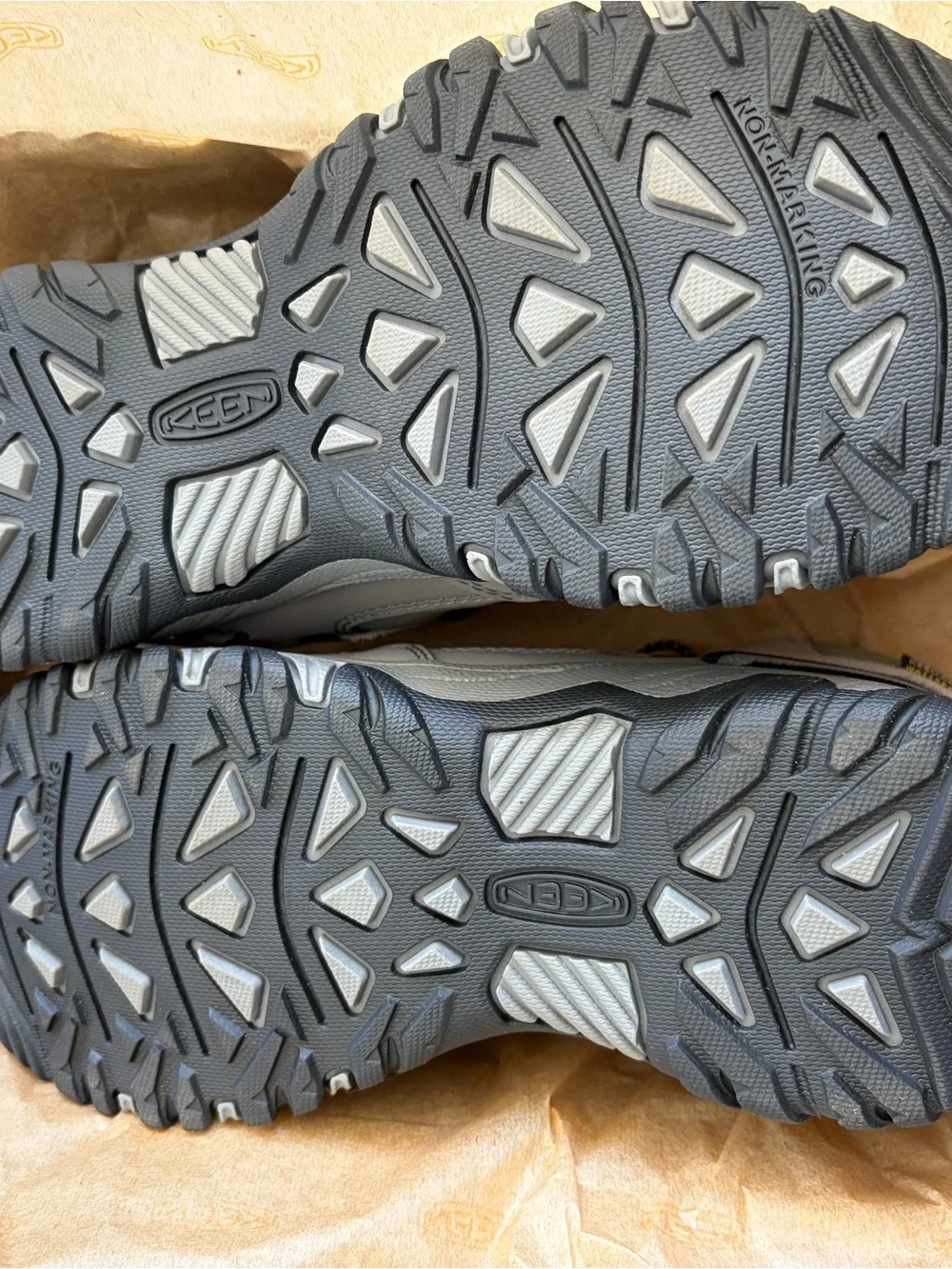 KEEN Gray and Mint Lace-Up Youth Hiking Boots
